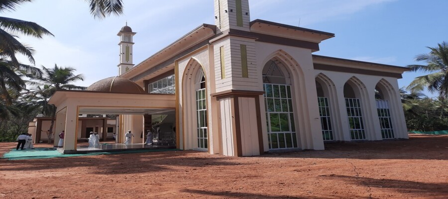 مسجد 325 متر مربع طابقين